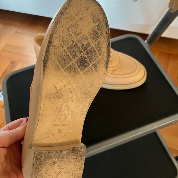 CHANEL Beige Loafer - Picture 3 of 6